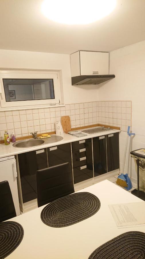 2-Zimmerwohnung Berlín Exterior foto